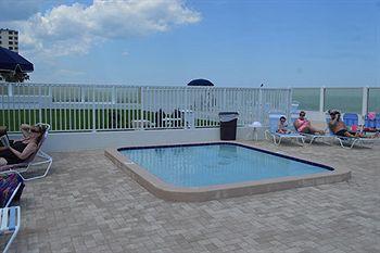 Traders Inn Beach Club Ормънд Бийч Екстериор снимка