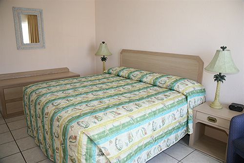 Traders Inn Beach Club Ормънд Бийч Екстериор снимка